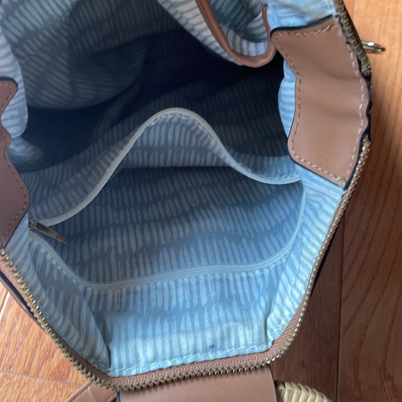 Adjustable Target backpack - Picture 8 of 9